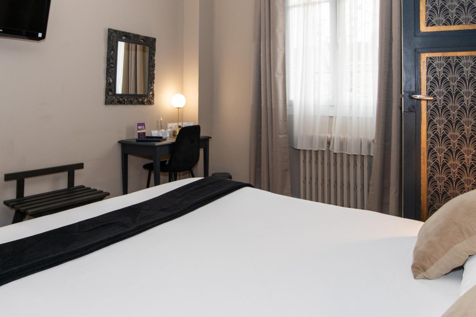 The Originals Boutique, Hotel Victoria, Châtelaillon-Plage Екстериор снимка