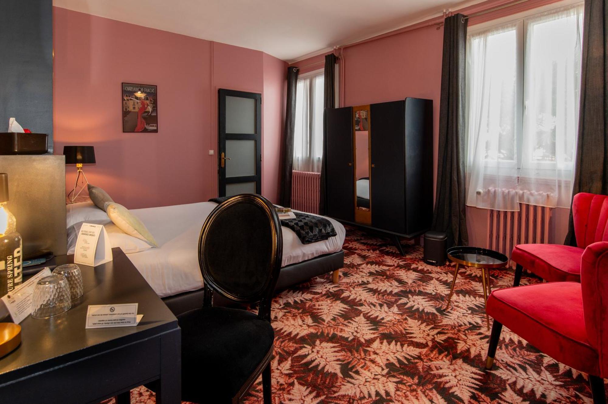 The Originals Boutique, Hotel Victoria, Châtelaillon-Plage Екстериор снимка