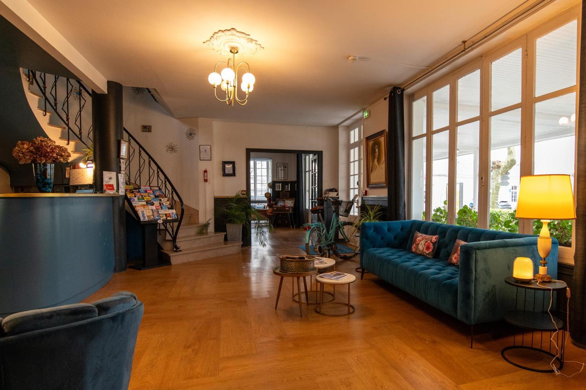 The Originals Boutique, Hotel Victoria, Châtelaillon-Plage Екстериор снимка